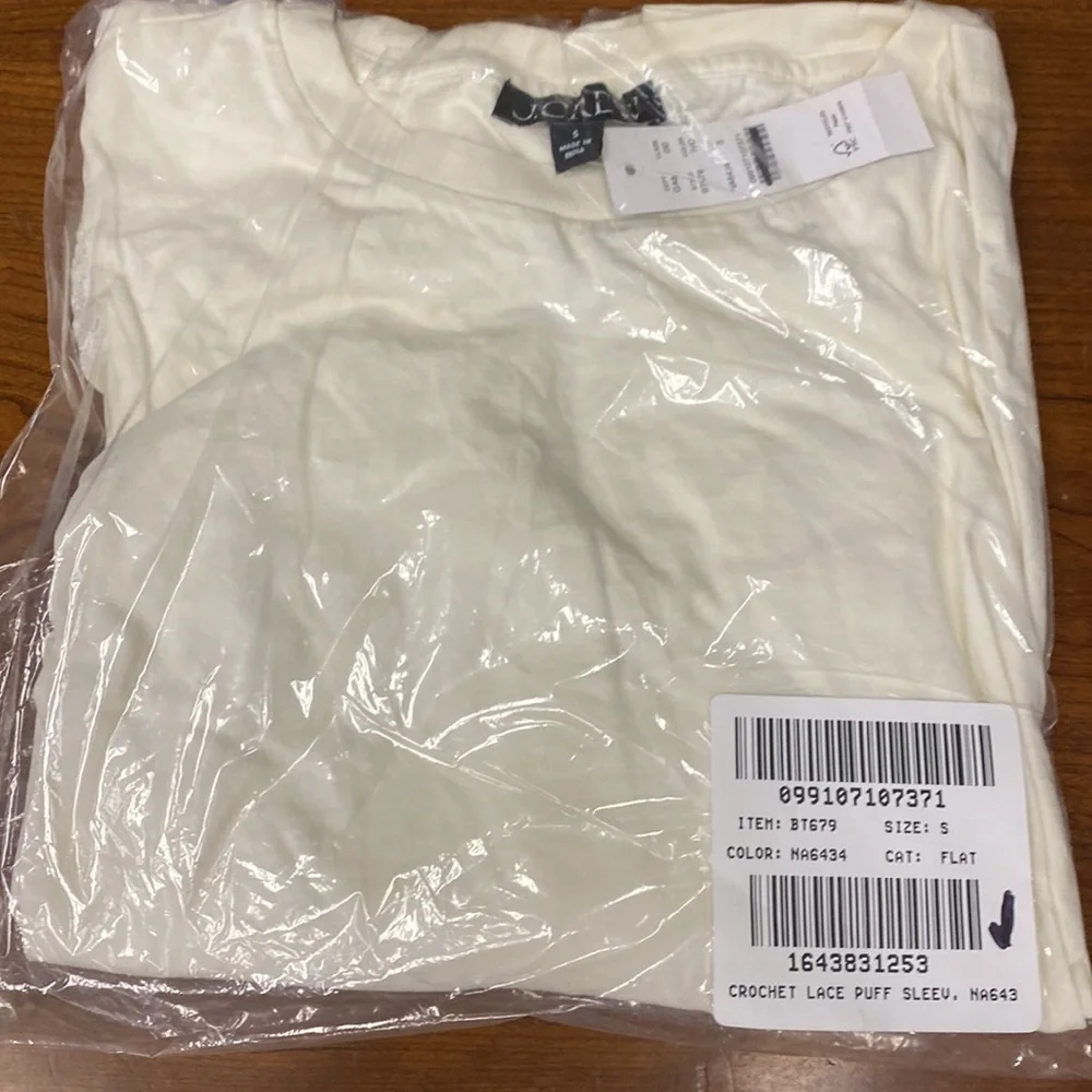 J Crew Crochet-trim puff-sleeve T-shirt BT679